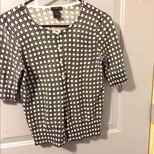 Cute black & white shirt with pearlescent buttons